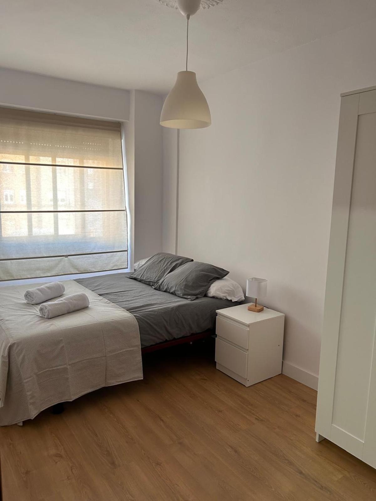 Comodo A 5 Minutos Del Centro Apartamento *